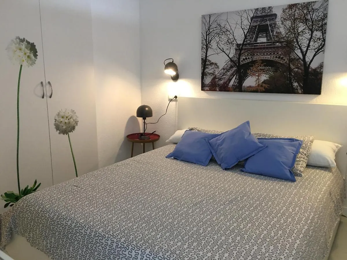 Apartment Vivalidays Garbi - Lloret De Mar Centro Spain